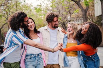 How to Build Healthy Relationships in a Distracted World